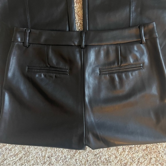 7 For All Mankind Faux Leather High Waisted Straight Leg Crop Gaucho Pants L NEW - Picture 6 of 7